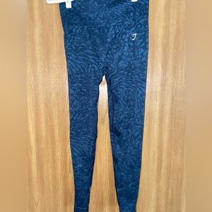 Gymshark animal adapt seamless leggings.